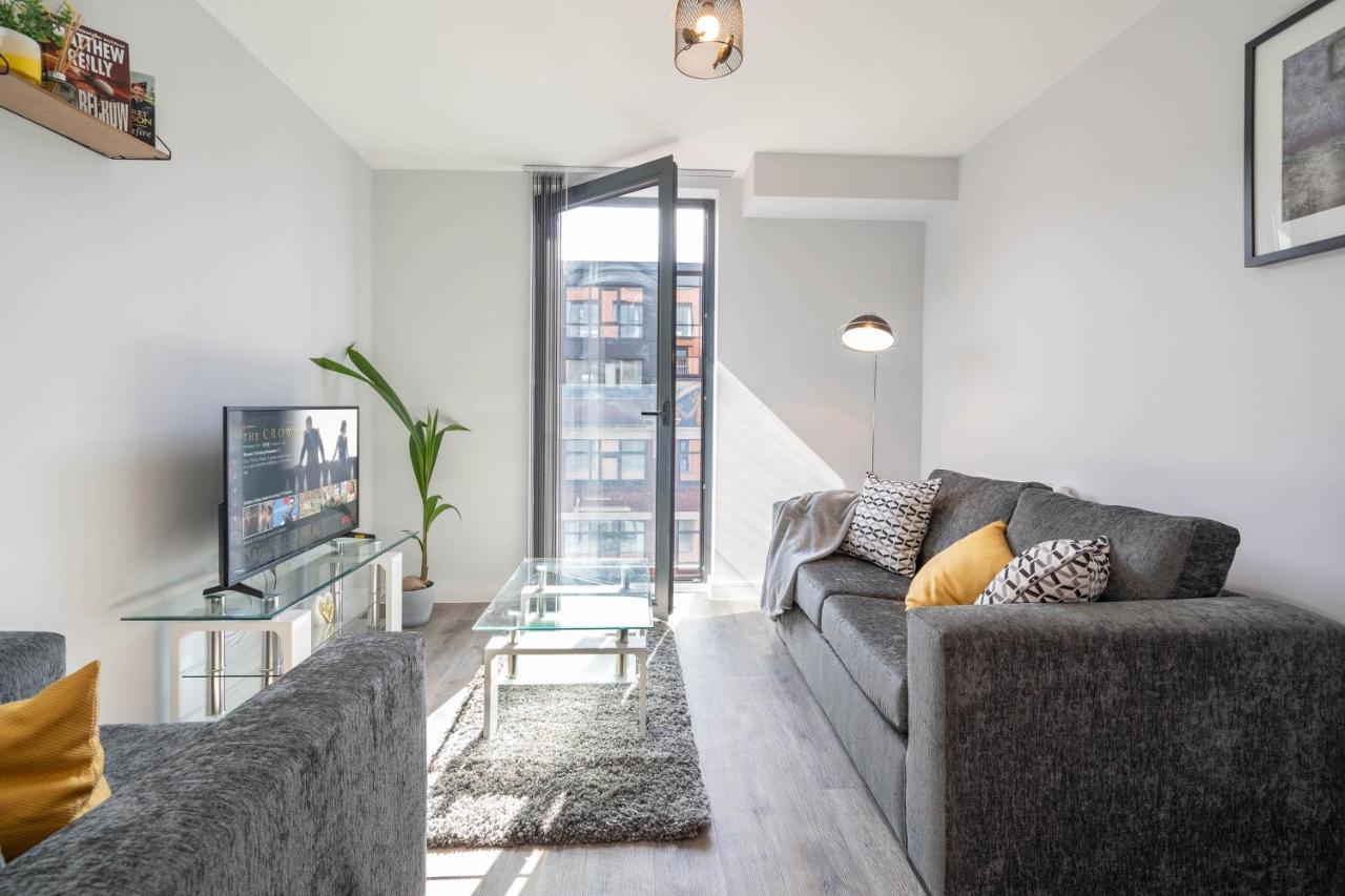 New Build - 2 Bed Snug Modern Apartment - Juliet Balcony - Roof Top Terrace - Digbeth, Birmingham City Centre - Free Netflix & Smart Tv Buitenkant foto