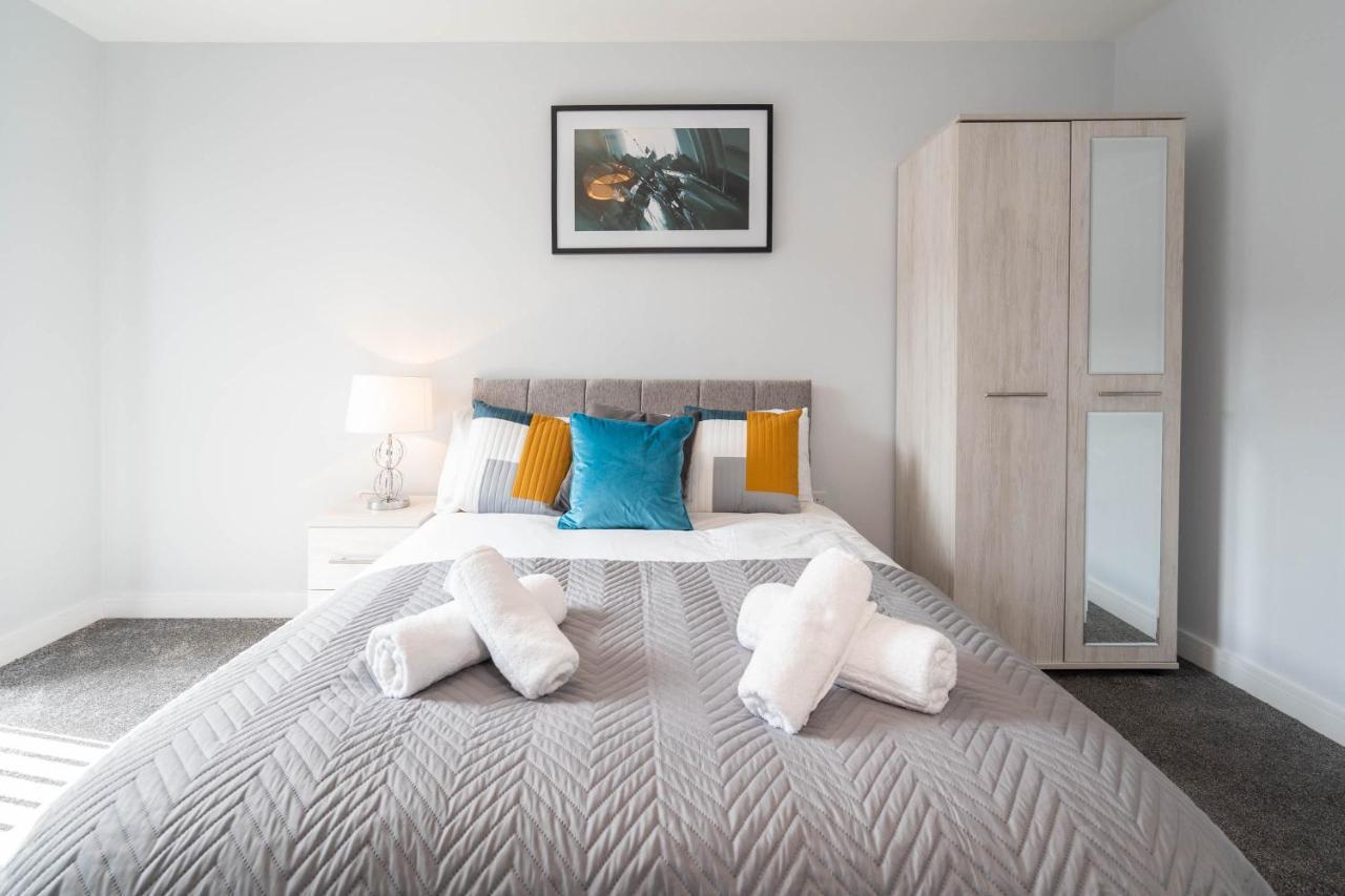 New Build - 2 Bed Snug Modern Apartment - Juliet Balcony - Roof Top Terrace - Digbeth, Birmingham City Centre - Free Netflix & Smart Tv Buitenkant foto