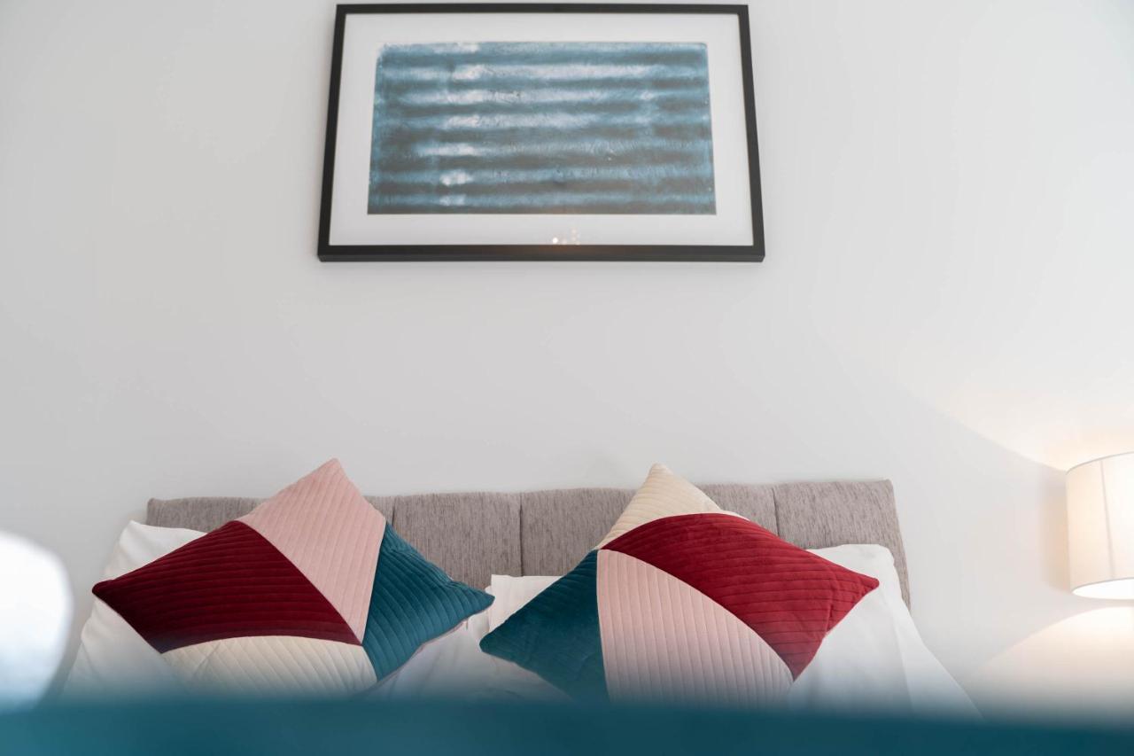New Build - 2 Bed Snug Modern Apartment - Juliet Balcony - Roof Top Terrace - Digbeth, Birmingham City Centre - Free Netflix & Smart Tv Buitenkant foto
