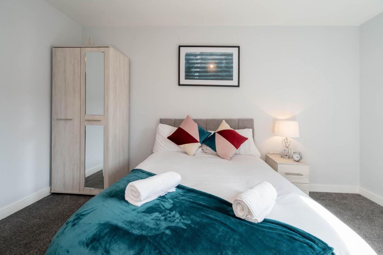 New Build - 2 Bed Snug Modern Apartment - Juliet Balcony - Roof Top Terrace - Digbeth, Birmingham City Centre - Free Netflix & Smart Tv Buitenkant foto